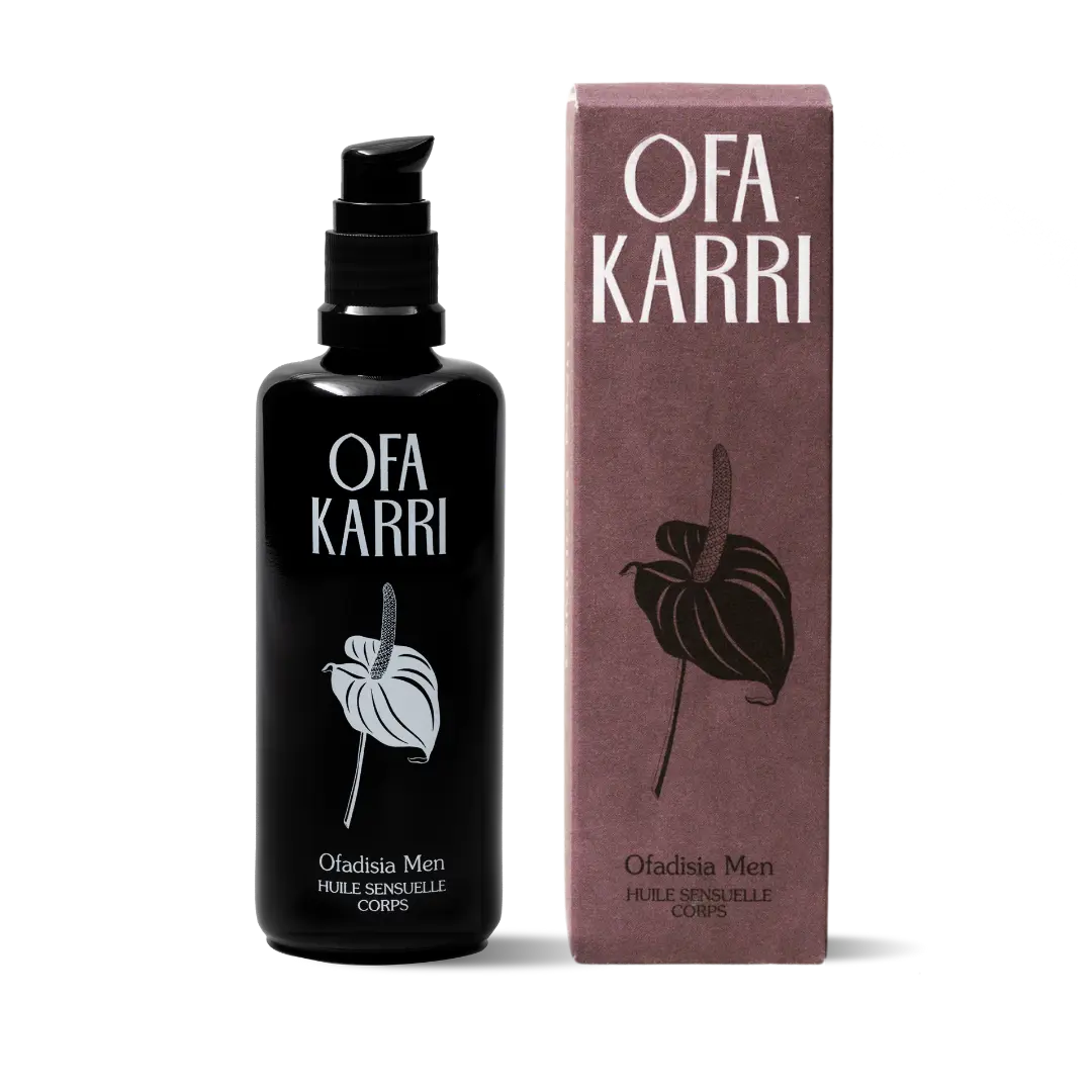 Ofa Karri Körperöl für Männer, schwarze Flasche mit Blütendesign und passender Verpackung